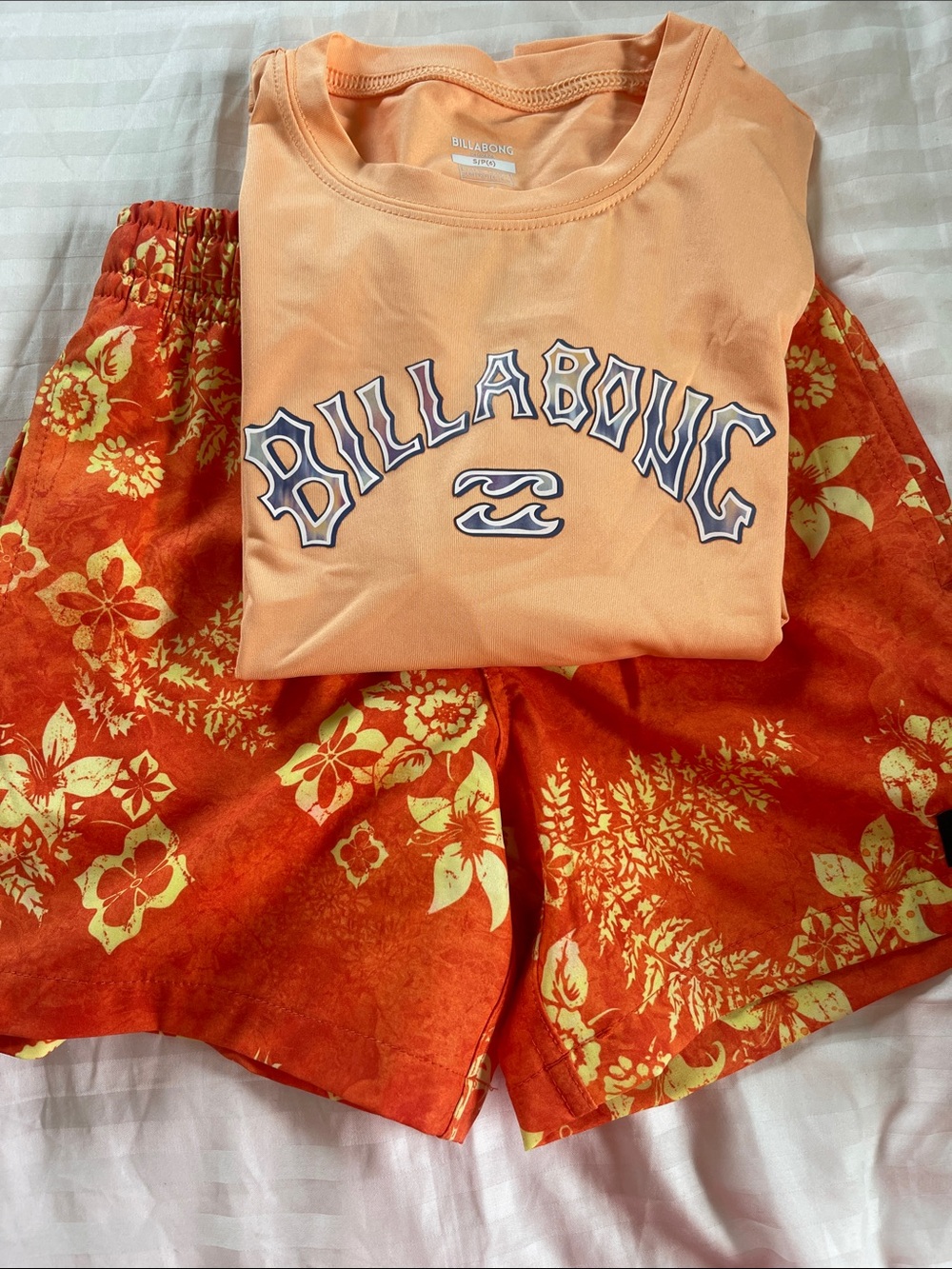 Billabong Peach & Orange Kids Swim Pajama Set - Graphic Tee & Floral Shorts